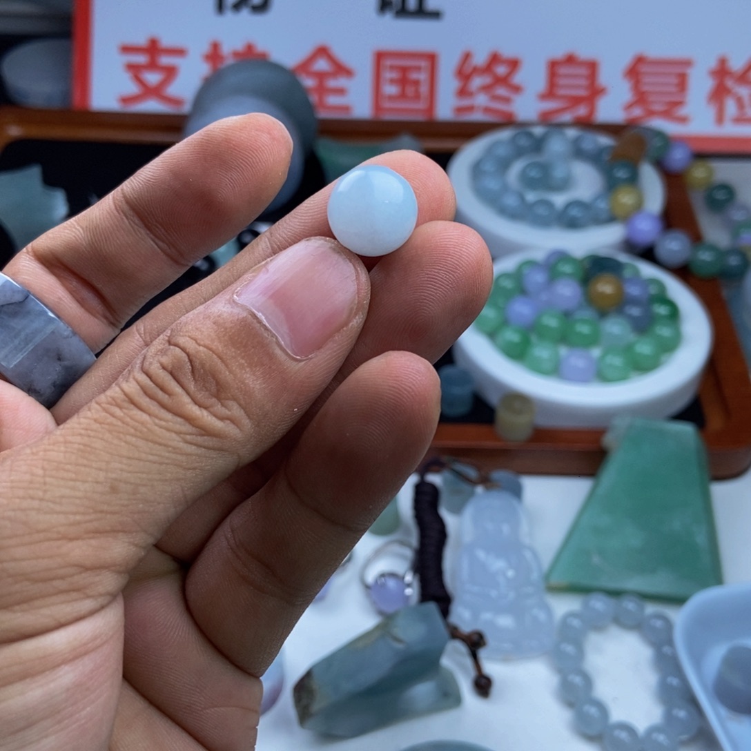 未镶嵌翡翠耳饰定制