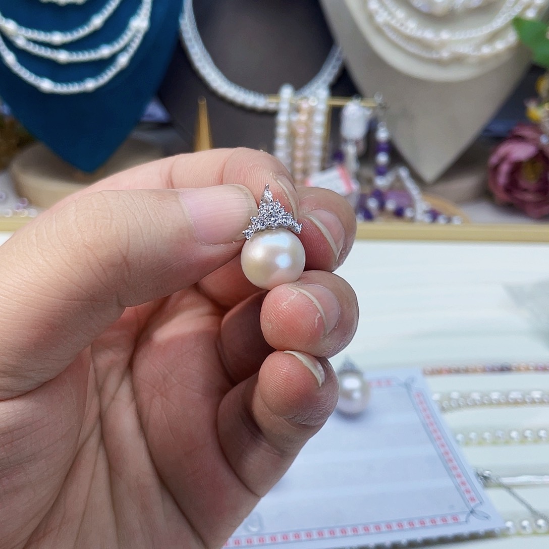 淡水珍珠颈饰合金