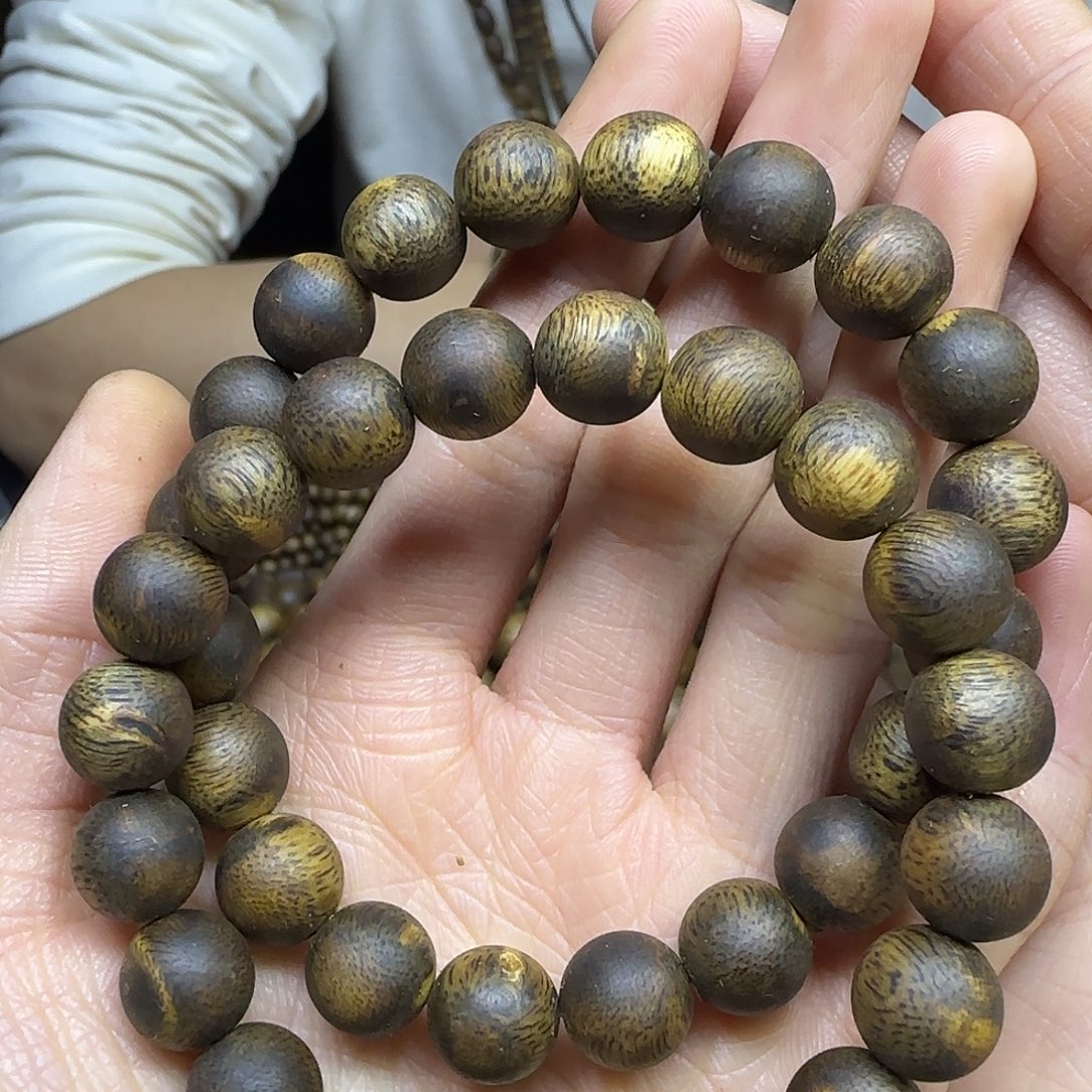 沉香碎屑沉香+沉水浮1.0圆珠单圈10克加多样性发一