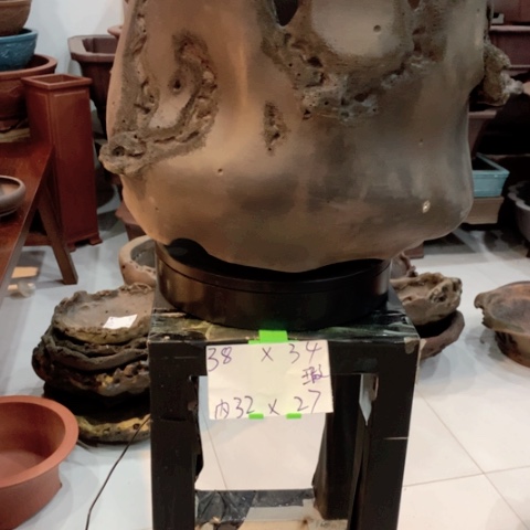 紫砂花盆微瑕处理的异型盆