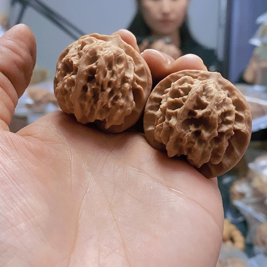 【闪购商品】把件文玩核桃39蜡皮刀子