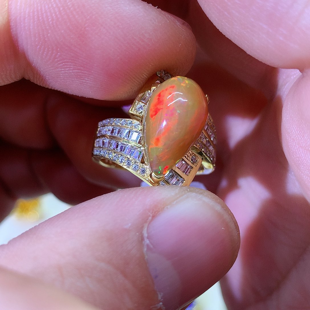 欧泊戒指9K金镶嵌戒指