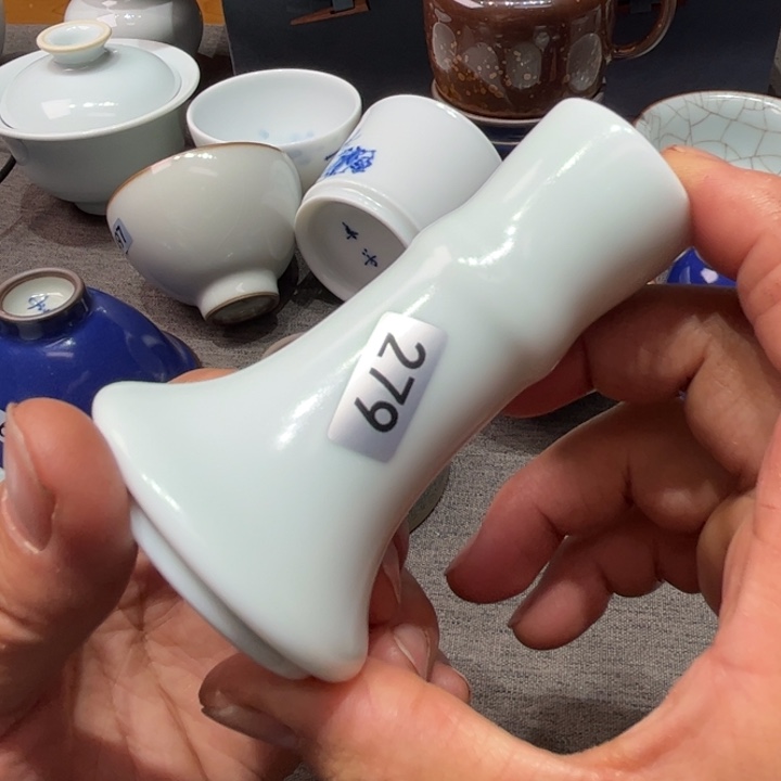 汝窑天真釉色壶架喜欢的可以拍
