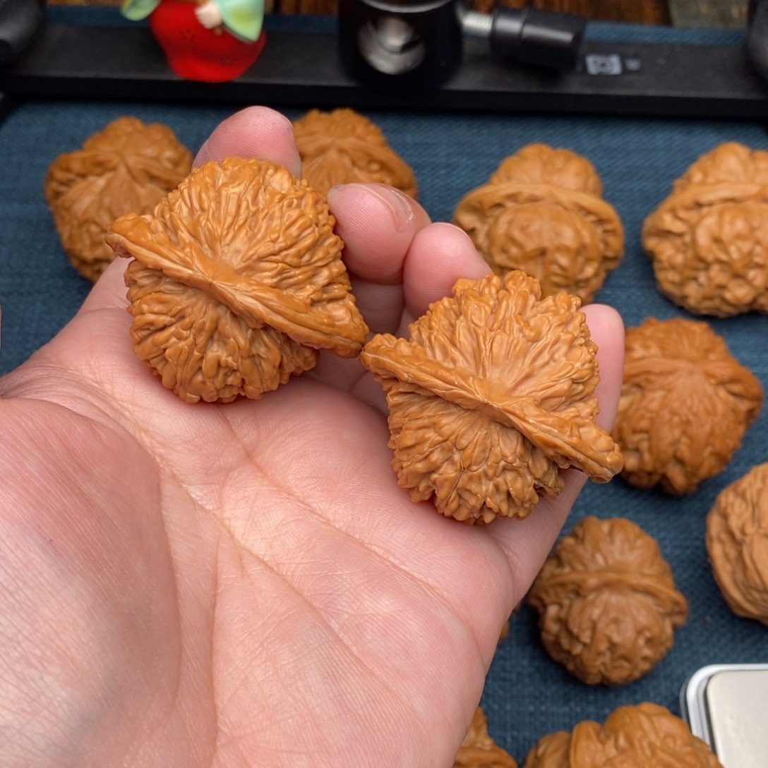 文玩核桃把件咖****糖全品四座楼44