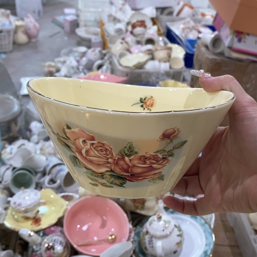 瓷1个中号元宝，1111111111111111111