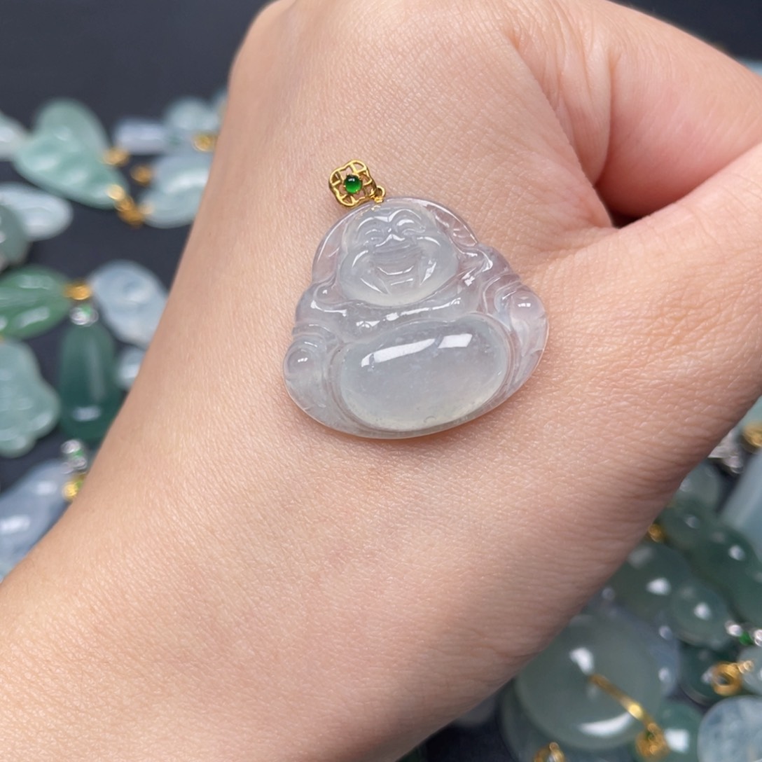 翡翠颈饰18K金镶嵌翡翠