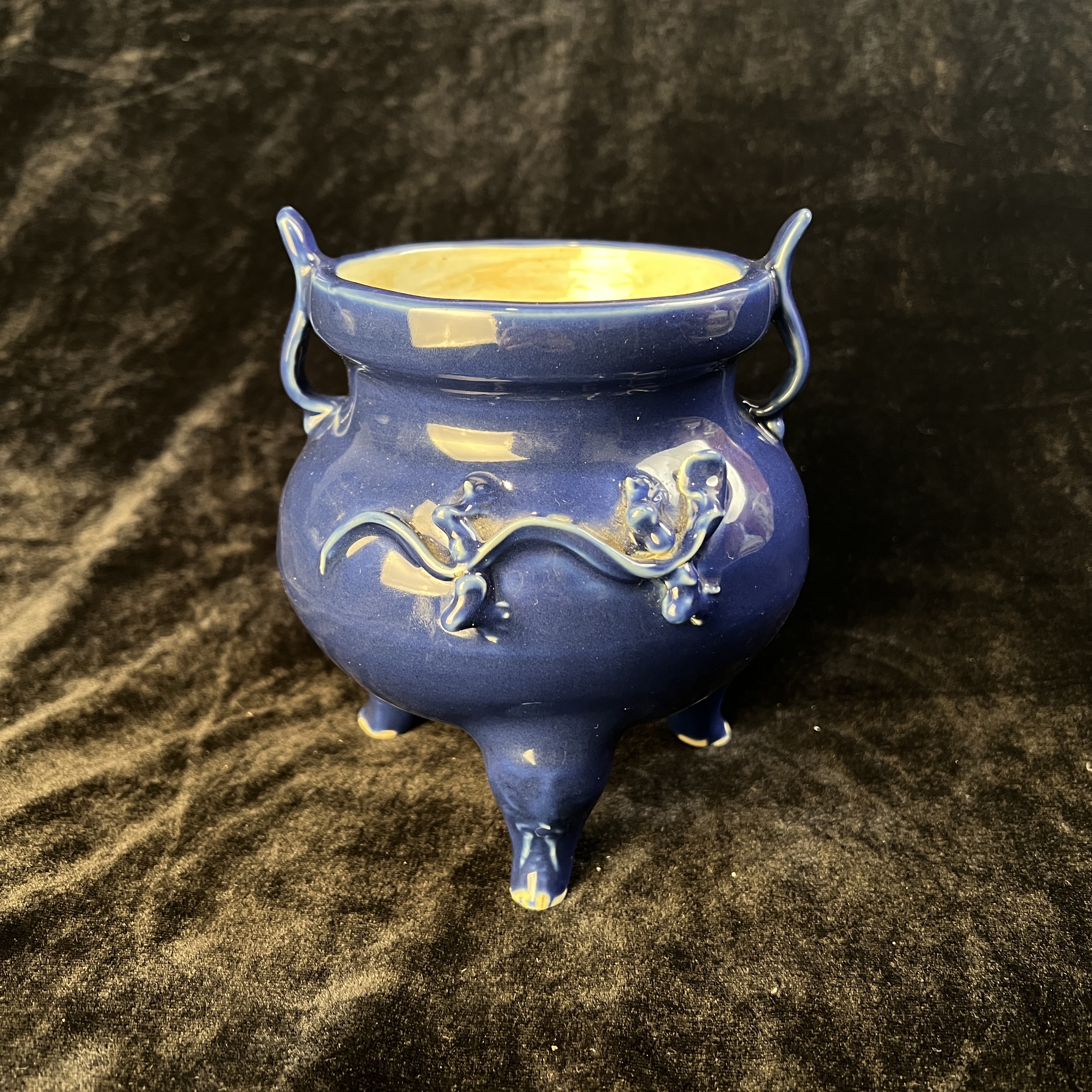 民国时期蓝釉香炉