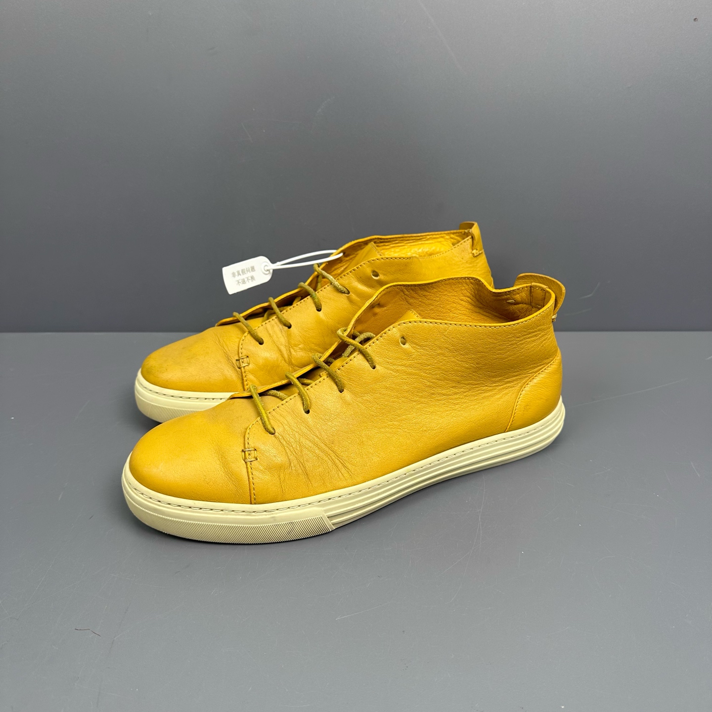 95新 GUCCI/古驰 42码 古驰Gucci 黄色中帮板鞋 休闲鞋鞋头小刮擦