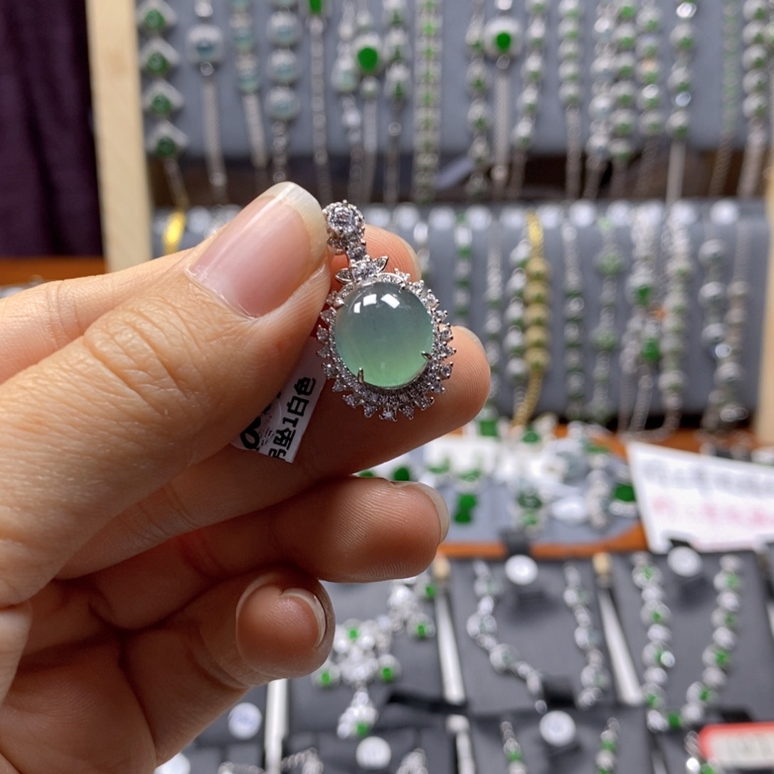 翡翠颈饰银S925镶嵌13×11