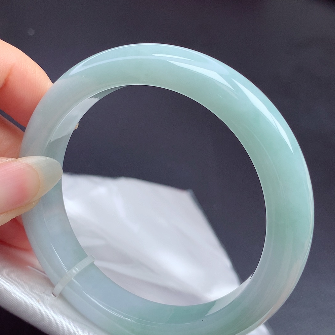 翡翠未镶嵌手镯58圈口