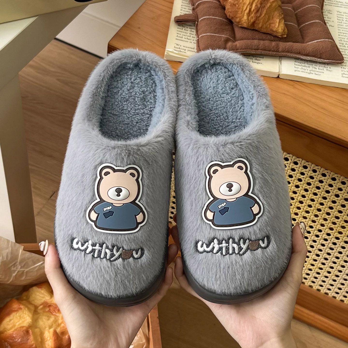 6625秋冬新品卡通抱抱熊大童棉拖鞋室内居家保暖可爱厚底