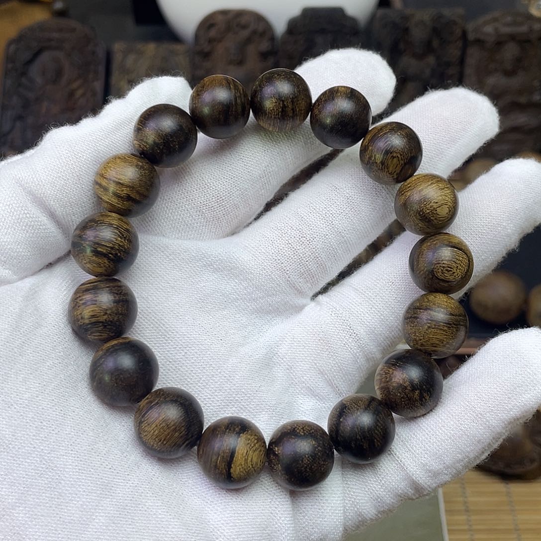 白***作沉香手串越南白奇………………