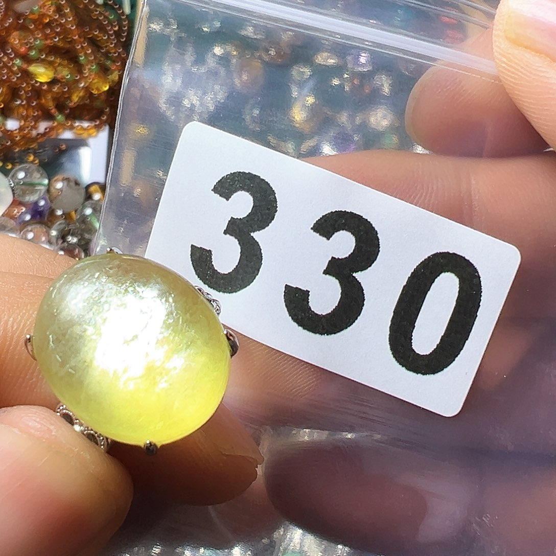 石英质玉戒指未镶嵌
