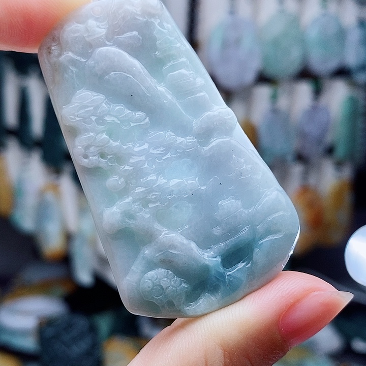 翡翠未镶嵌颈饰翡翠
