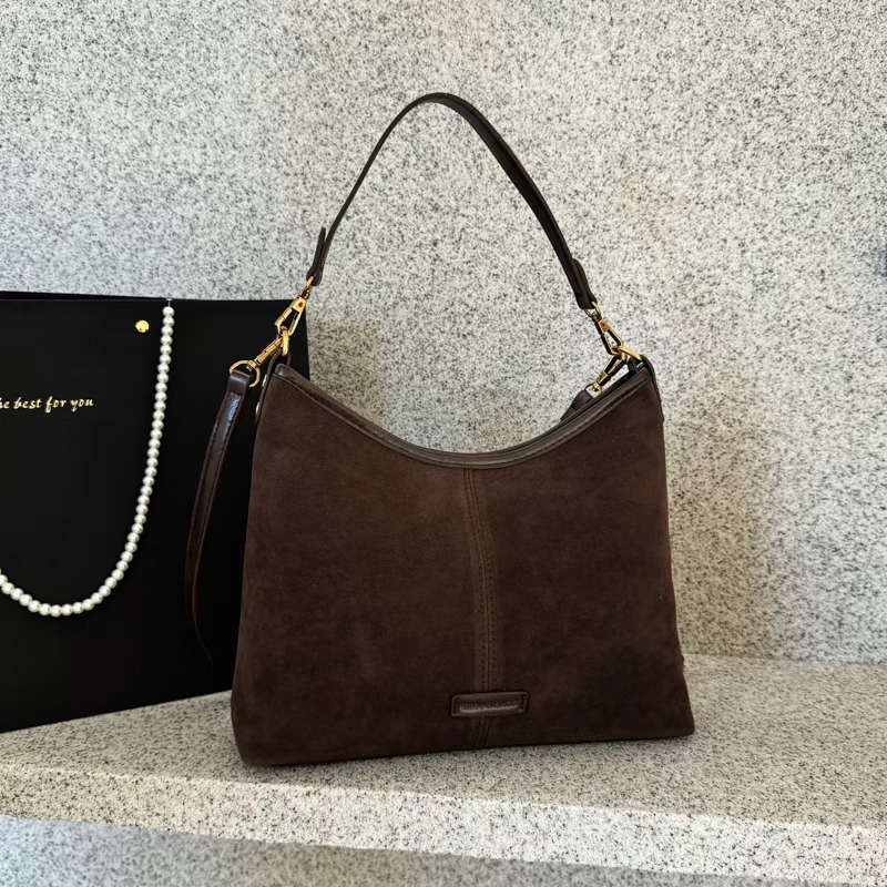 磨砂皮复古腋下大容量包包女2025新款冬大小号高端大气单肩斜挎包