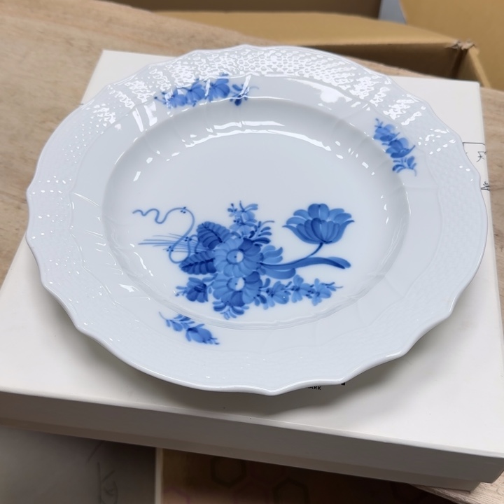 瓷片噗哈哈哈哈哈哈哈