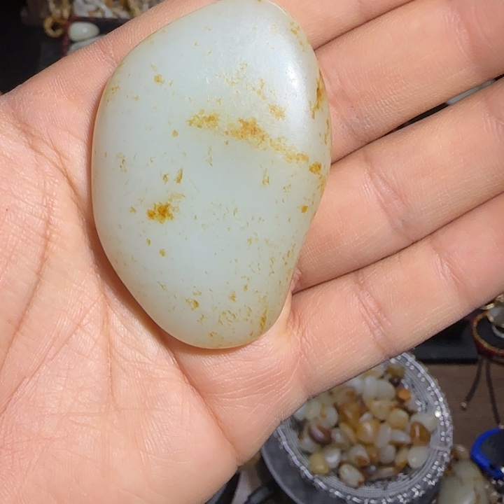 和田玉颈饰未镶嵌65.6克