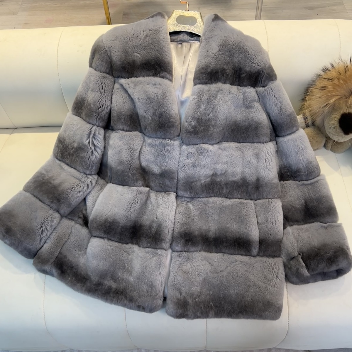 【YIXIAN】高奢时髦横条温柔外套2D613