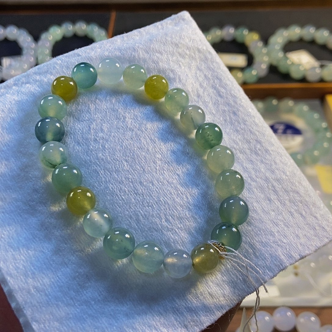 定制翡翠未镶嵌翡翠手串卡8.7