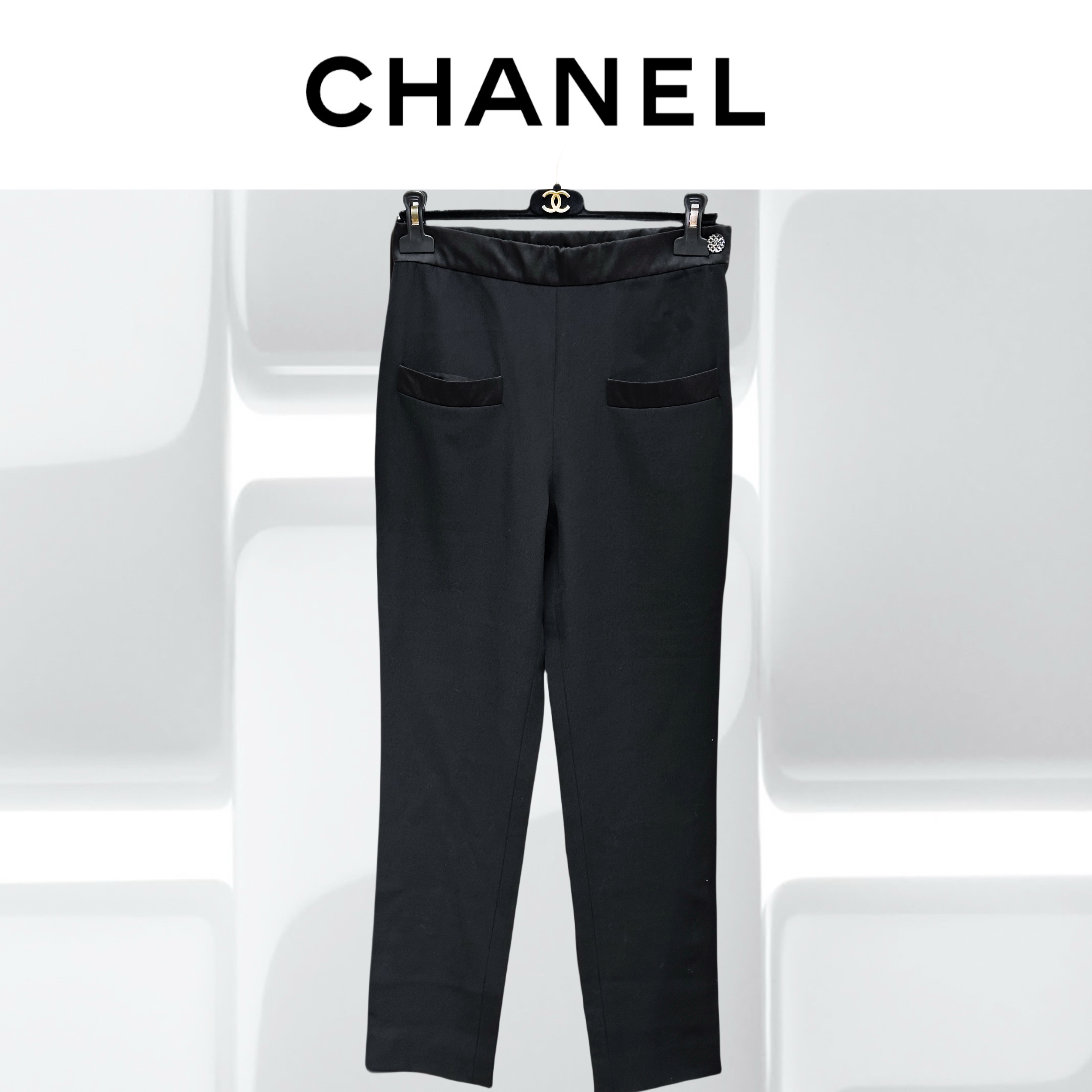99新 Chanel/香奈儿 38码22A黑色拼缎面滚边小脚长裤 