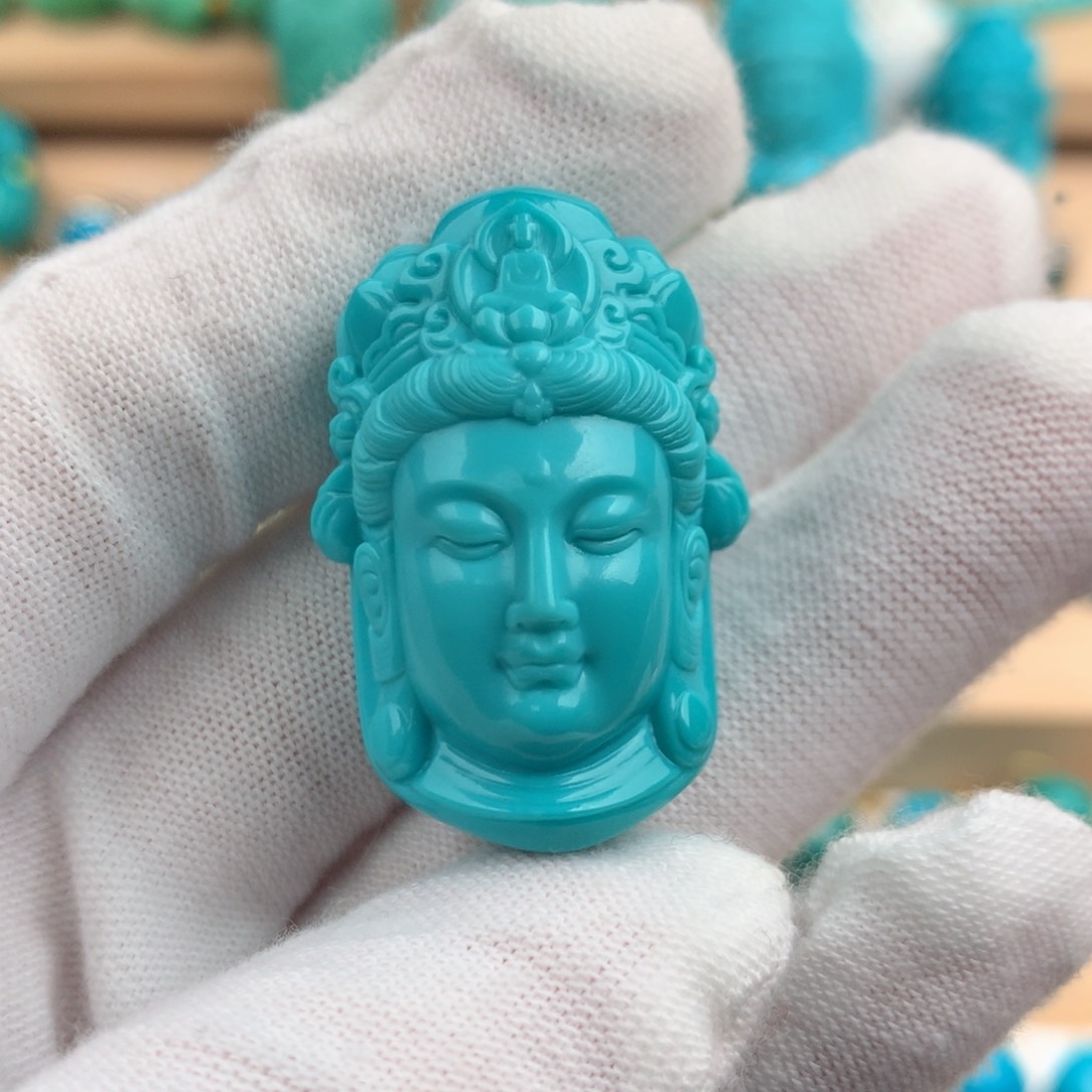 绿松石配饰未镶嵌