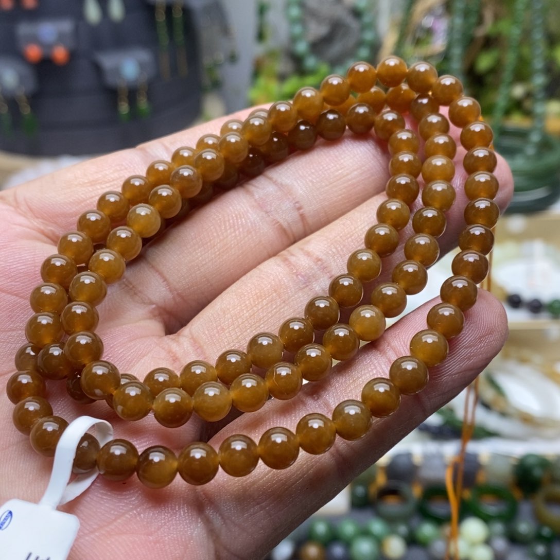 和田玉（糖玉）颈饰未镶嵌48