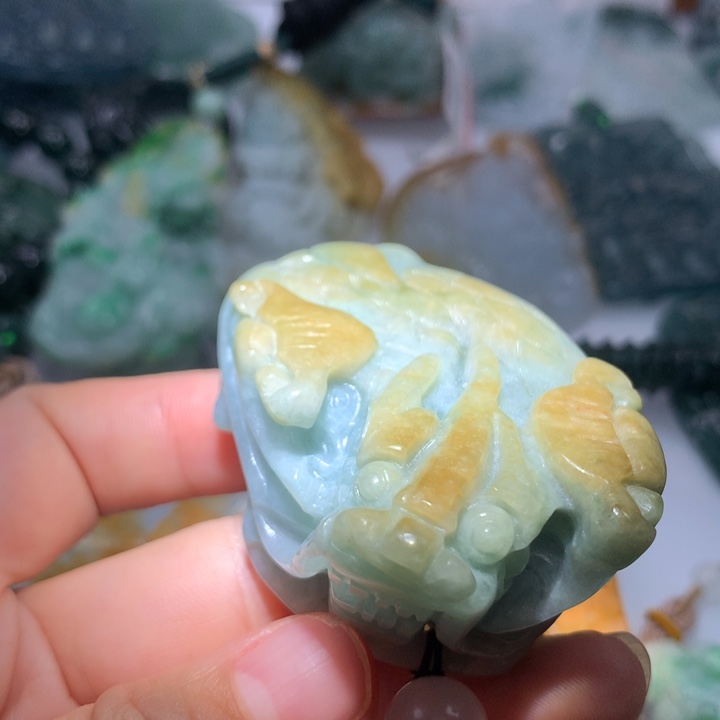 翡翠颈饰未镶嵌保真天然A货翡翠