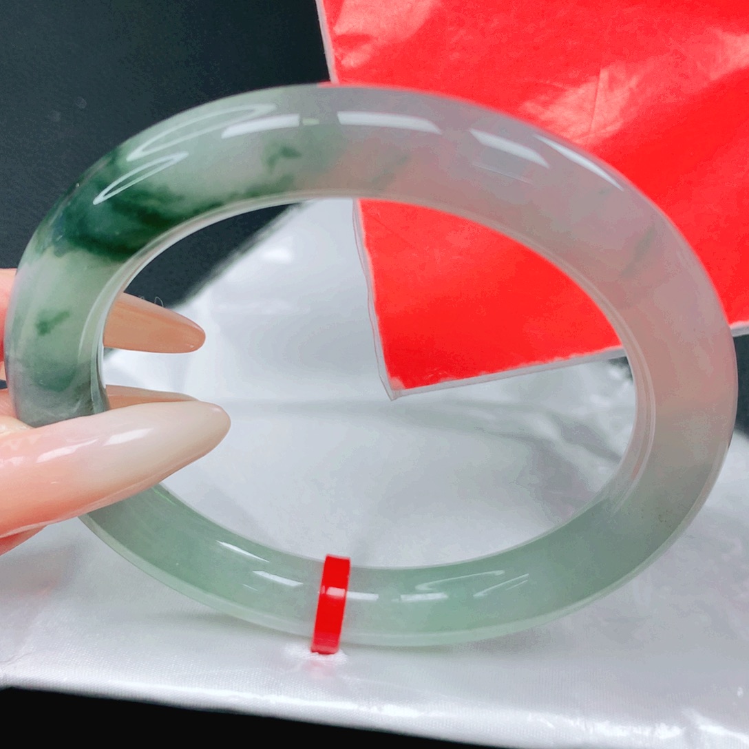 翡翠未镶嵌手镯61