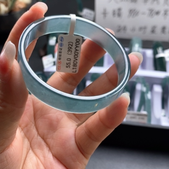 翡翠手镯未镶嵌54尺寸