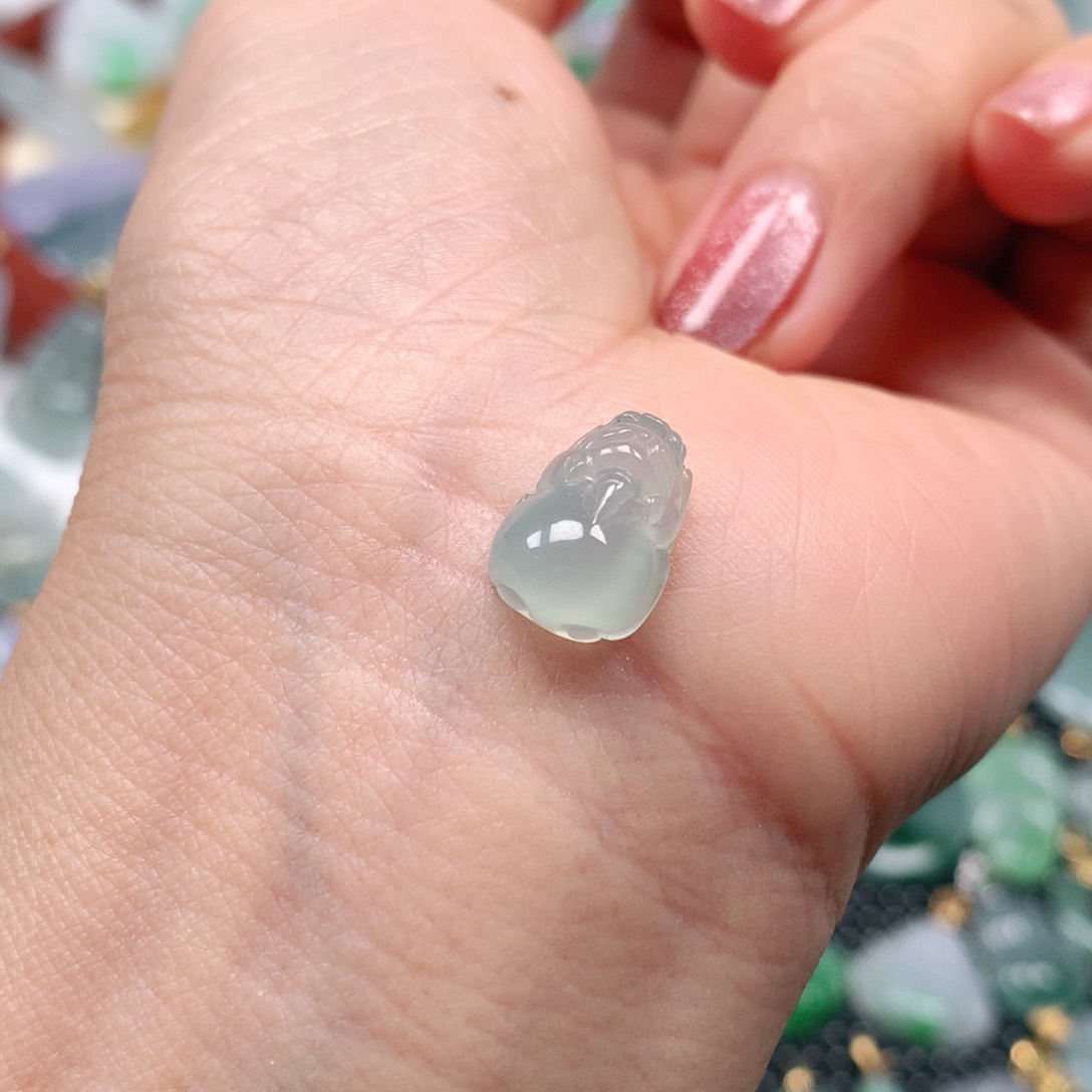 【闪购商品】翡翠吊坠(不含链)未镶嵌