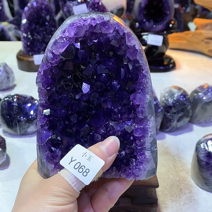 水晶摆件未镶嵌摆件