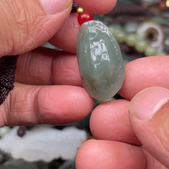 和田玉吊坠未镶嵌