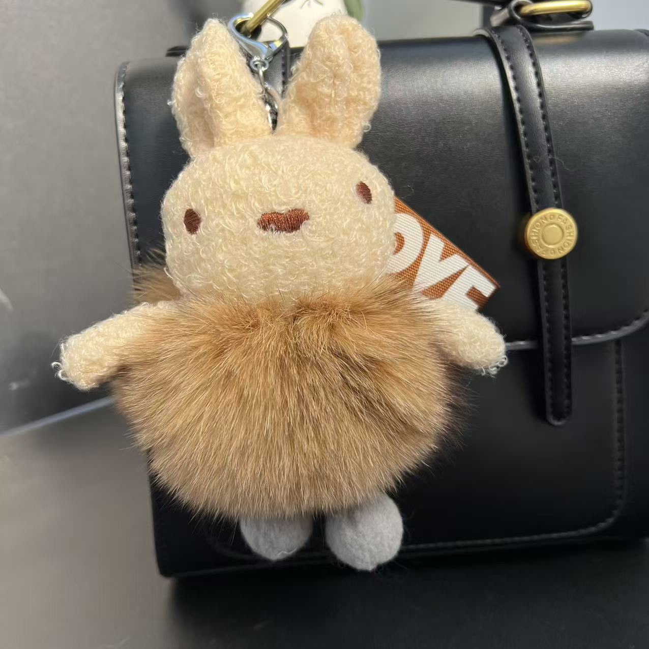 大群萌萌兔）2025时尚新款狐狸毛萌萌兔挂件