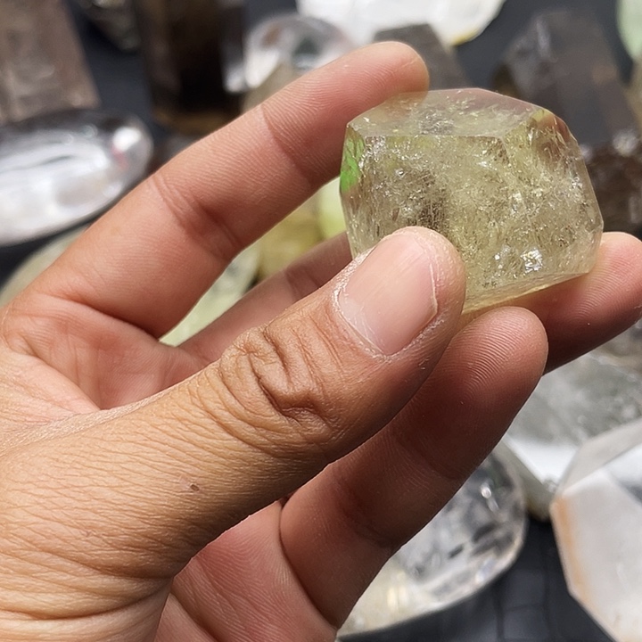 珠宝半成品未镶嵌水晶135