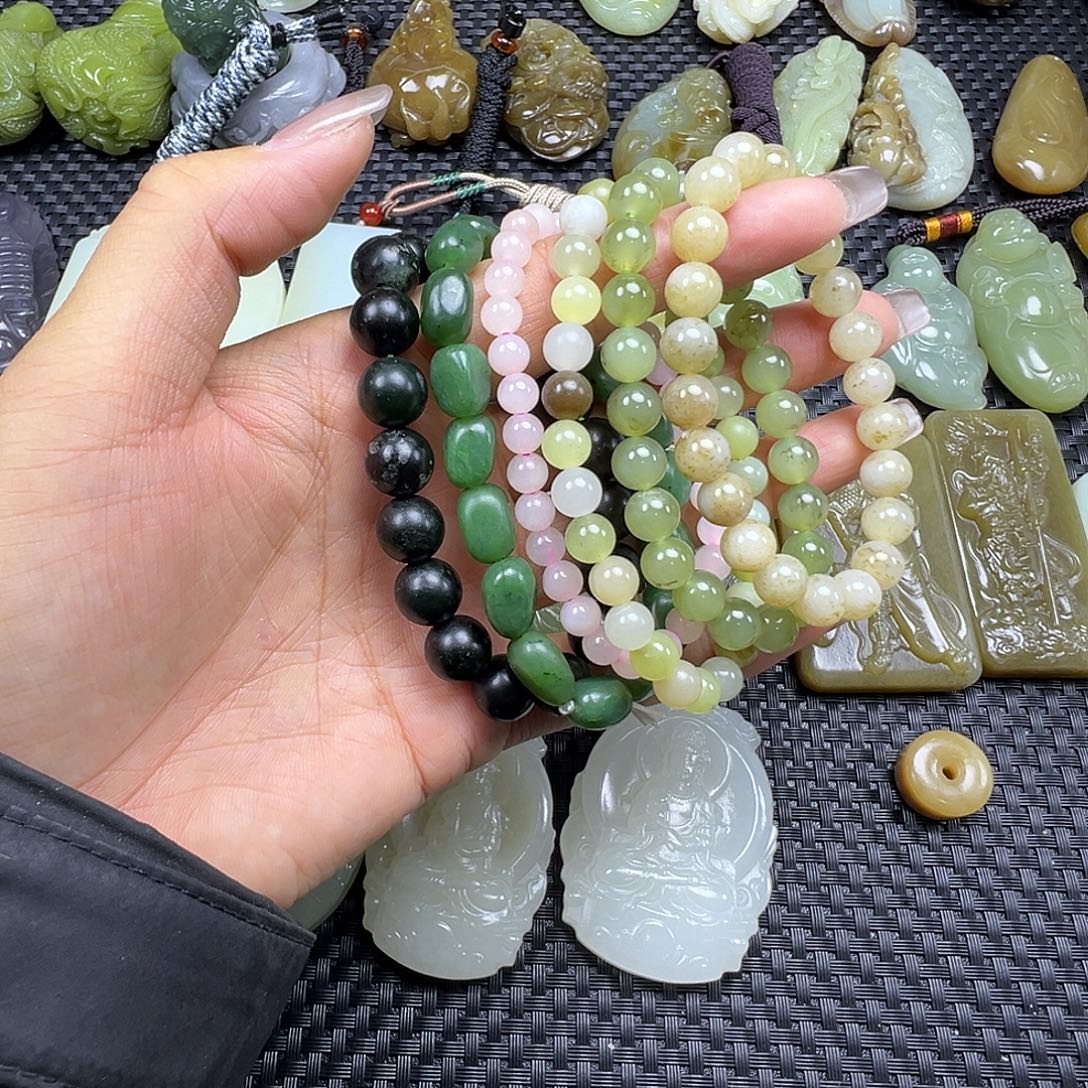 和田玉未镶嵌吊坠(不含链)福利漏，不退不换