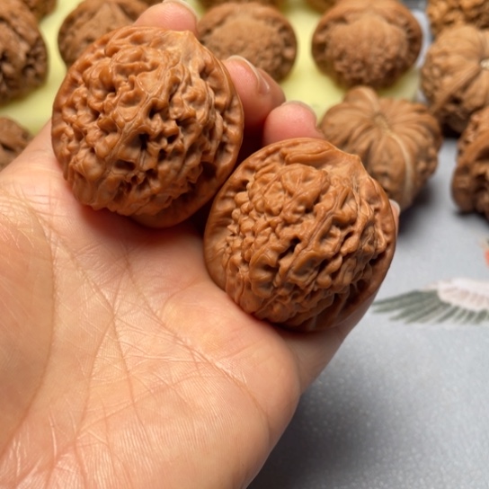 【闪购商品】把件文玩核桃大*池莲花……