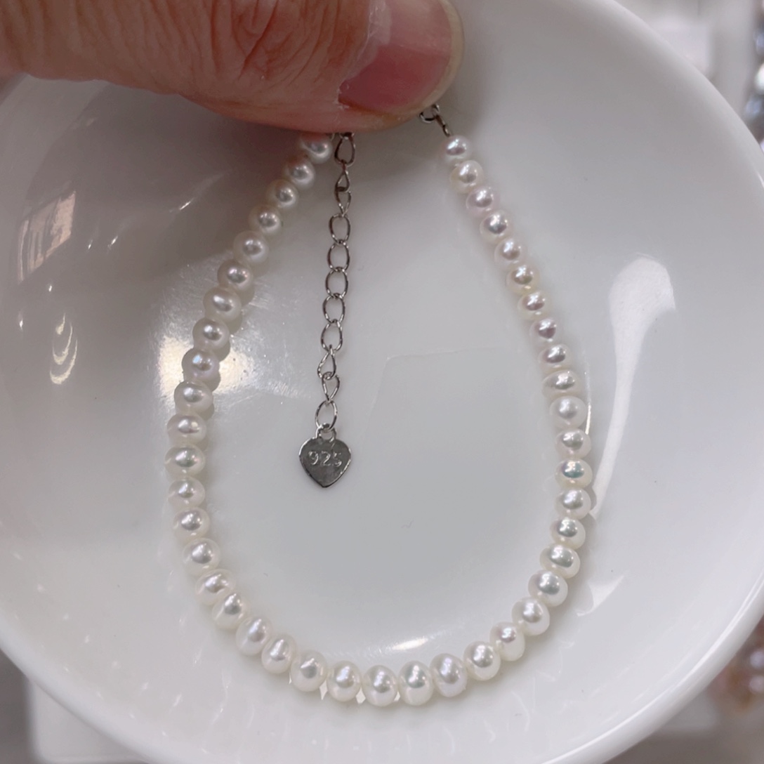 颈饰未镶嵌淡水珍珠