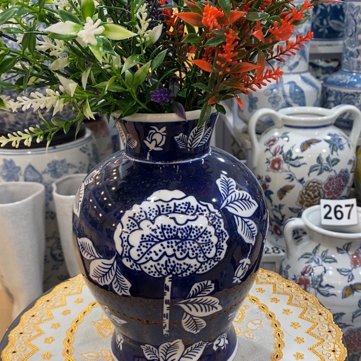 【闪购商品】摆件青花瓷手绘花瓶。。