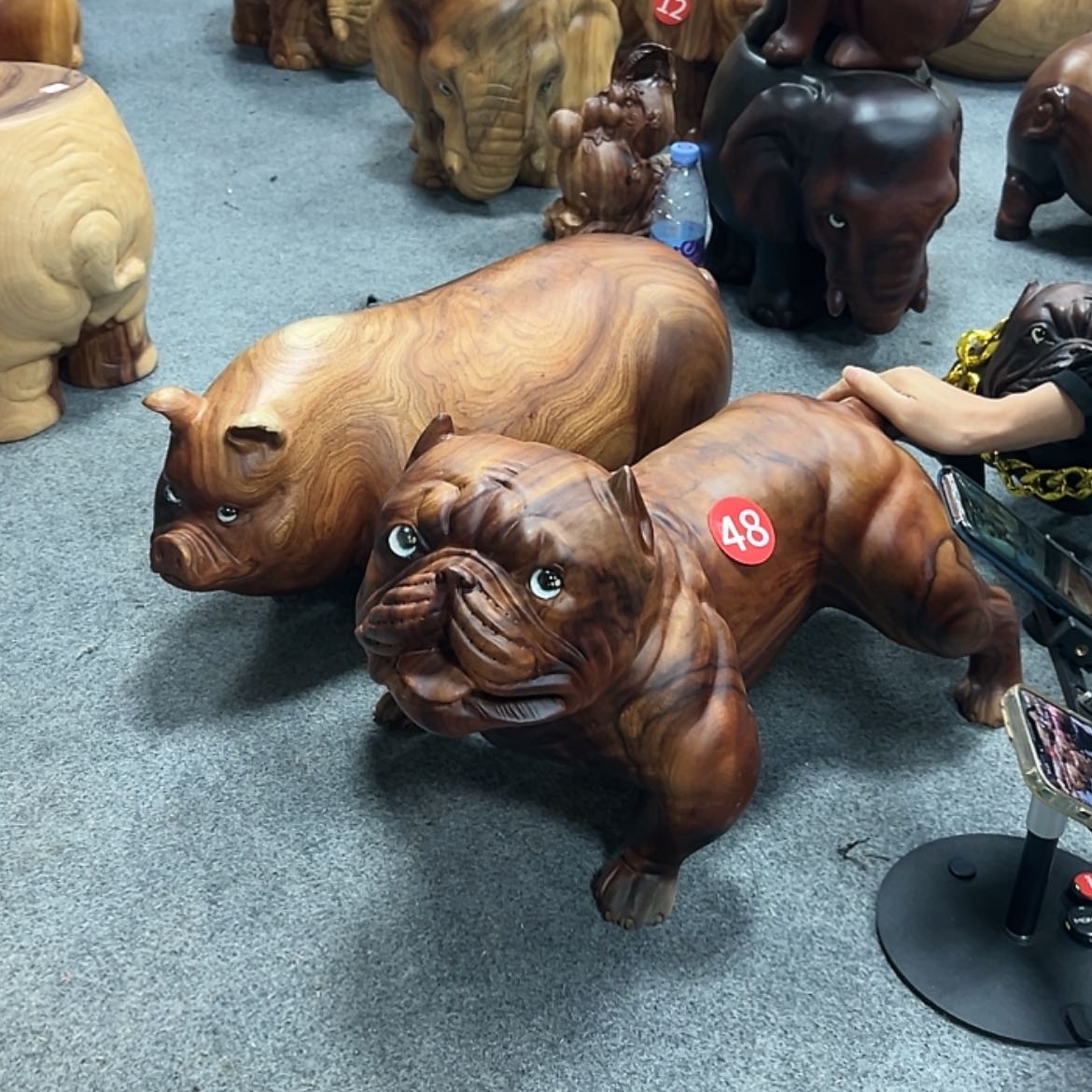 【闪购商品】木韩*香樟木猪加香樟木恶霸