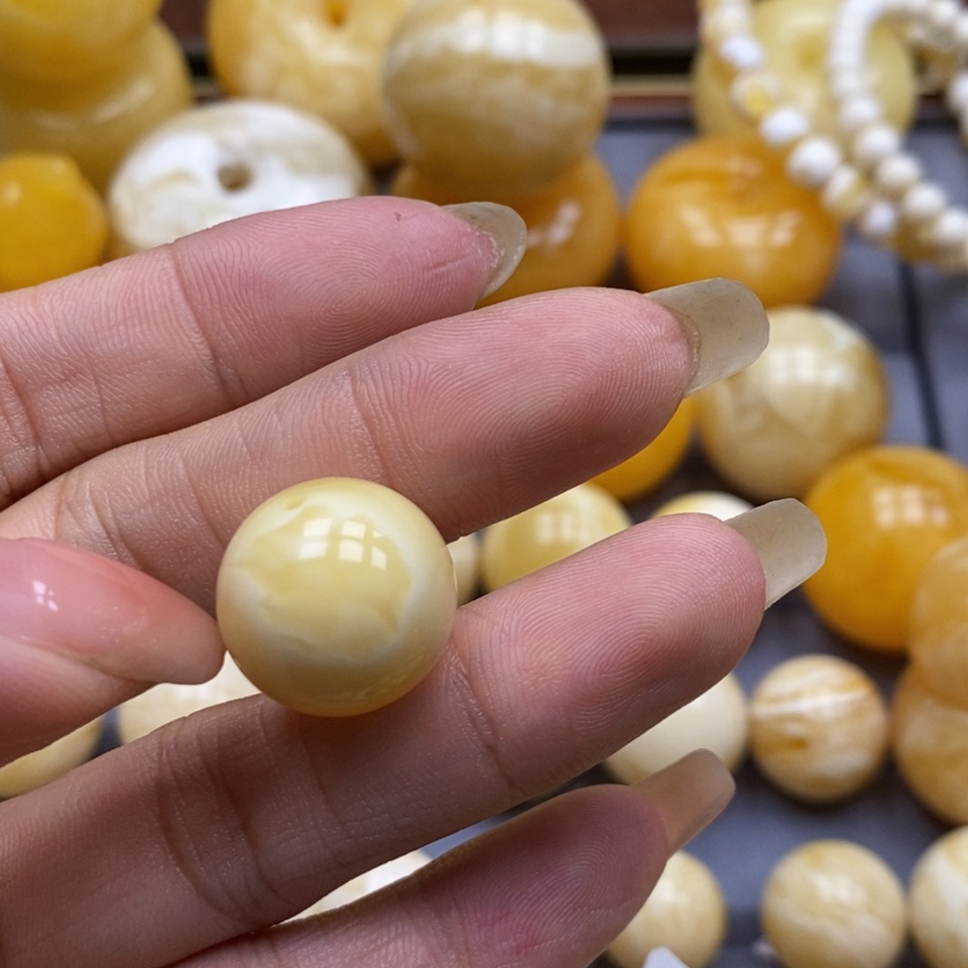 蜜蜡未镶嵌珠宝奇石来***～