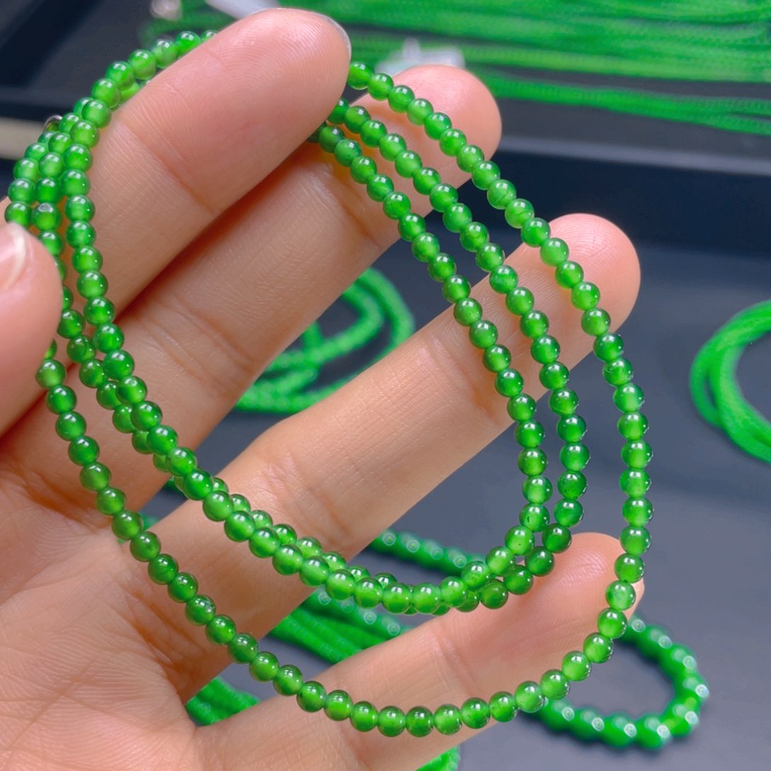 翡翠颈饰未镶嵌，1