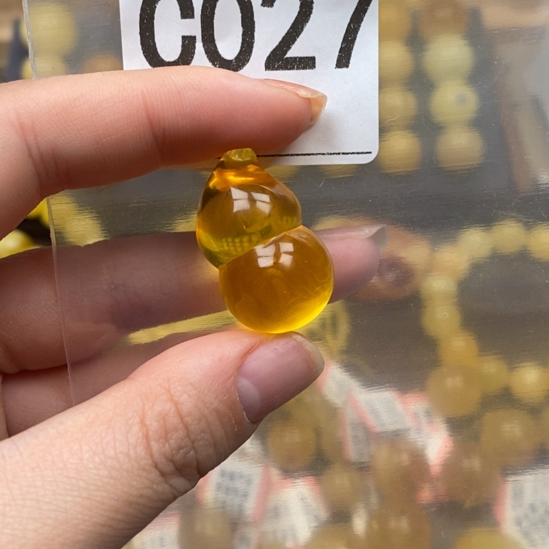 琥珀未镶嵌珠宝奇石