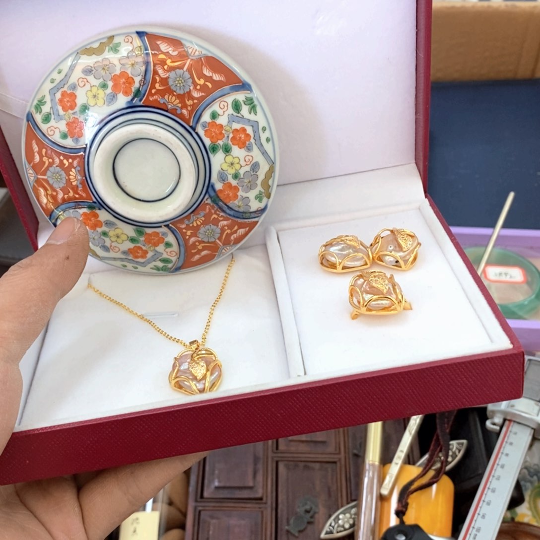 瓷片哈哈哈哈哈哈哈