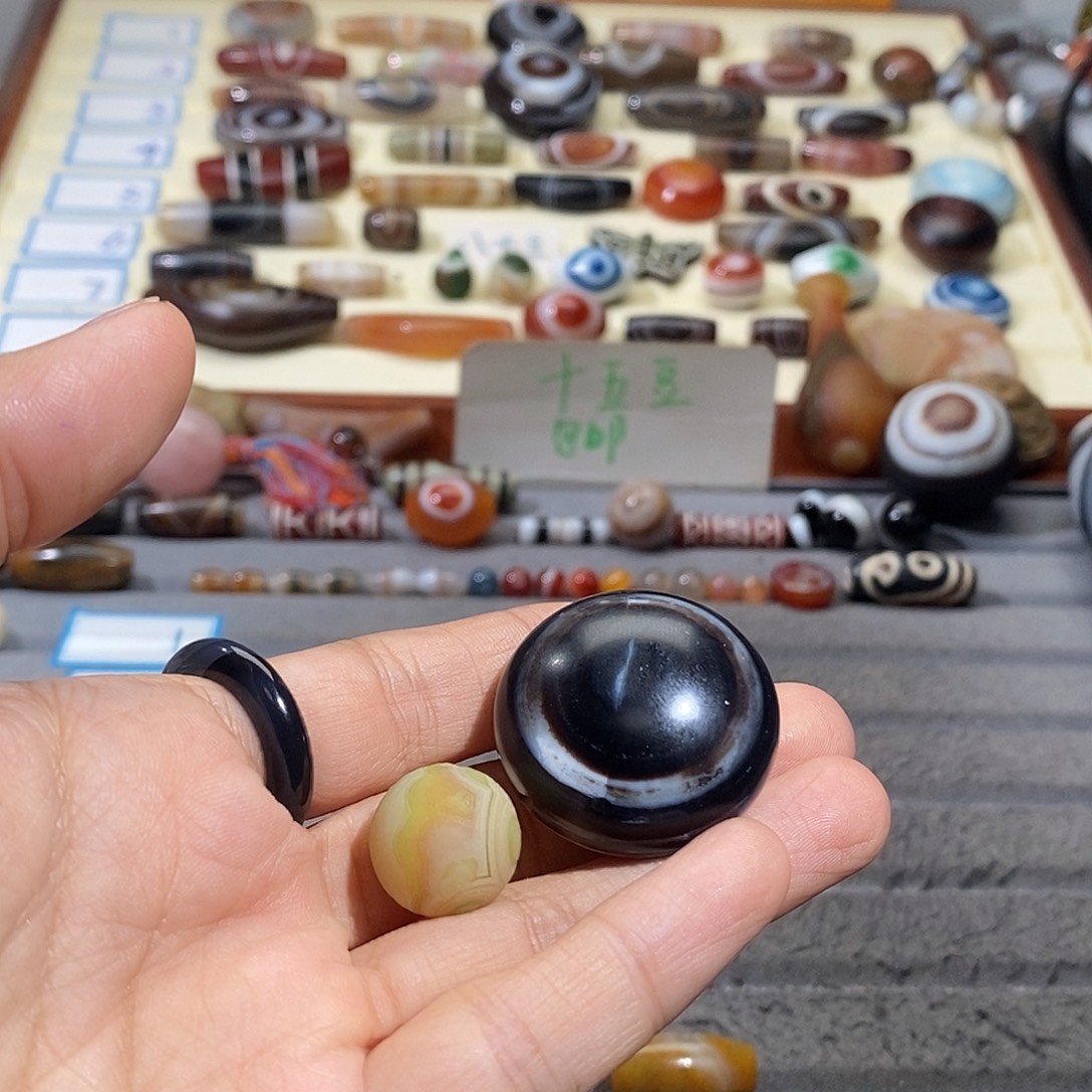 泓***仰玛瑙/玉髓合金颈饰