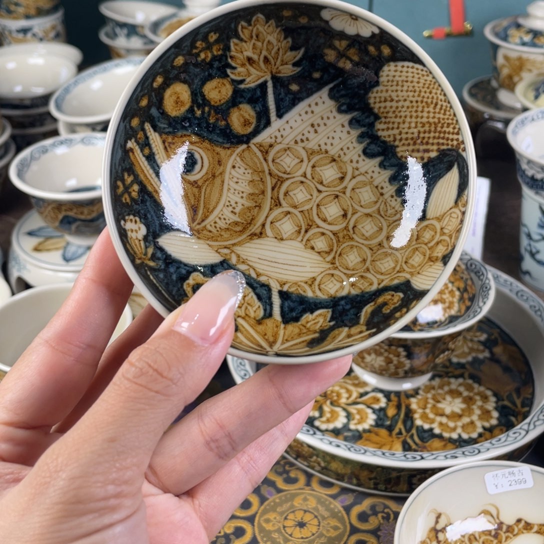 小***。釉里金源头工厂工厂
