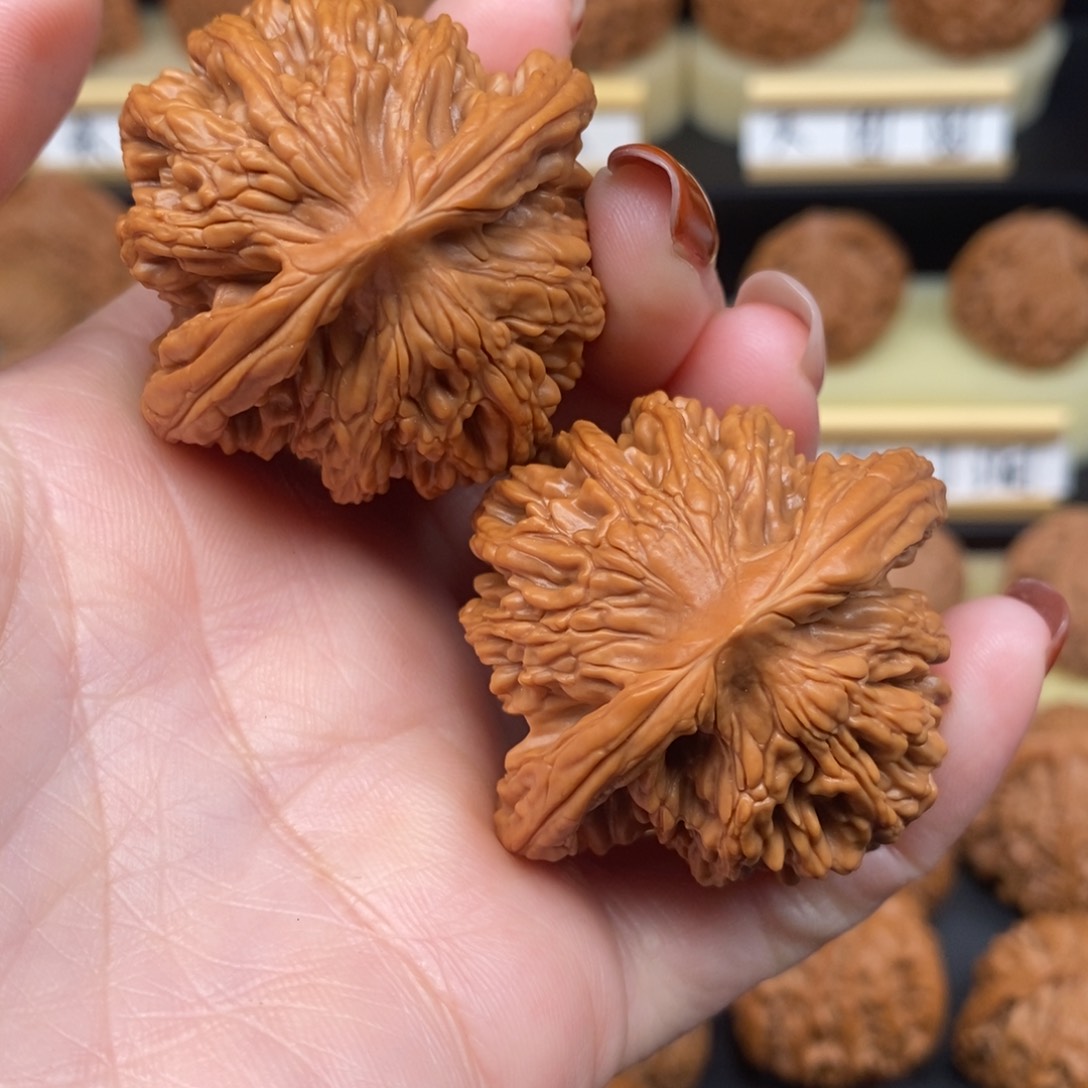 吊坠文玩核桃小*蜂虎头