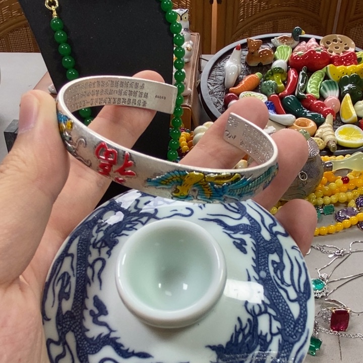 瓷片哈哈哈哈哈哈哈哈你