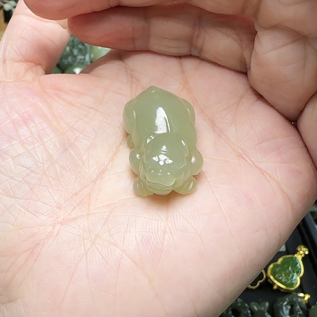 吊坠(不含链)未镶嵌和田玉时****