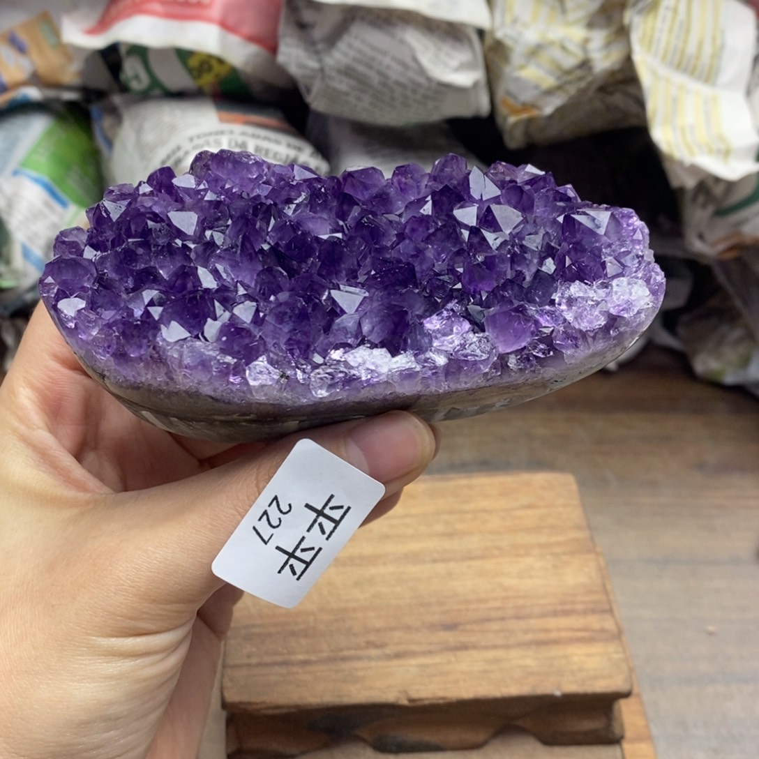 未镶嵌水晶大型摆件（非配饰）