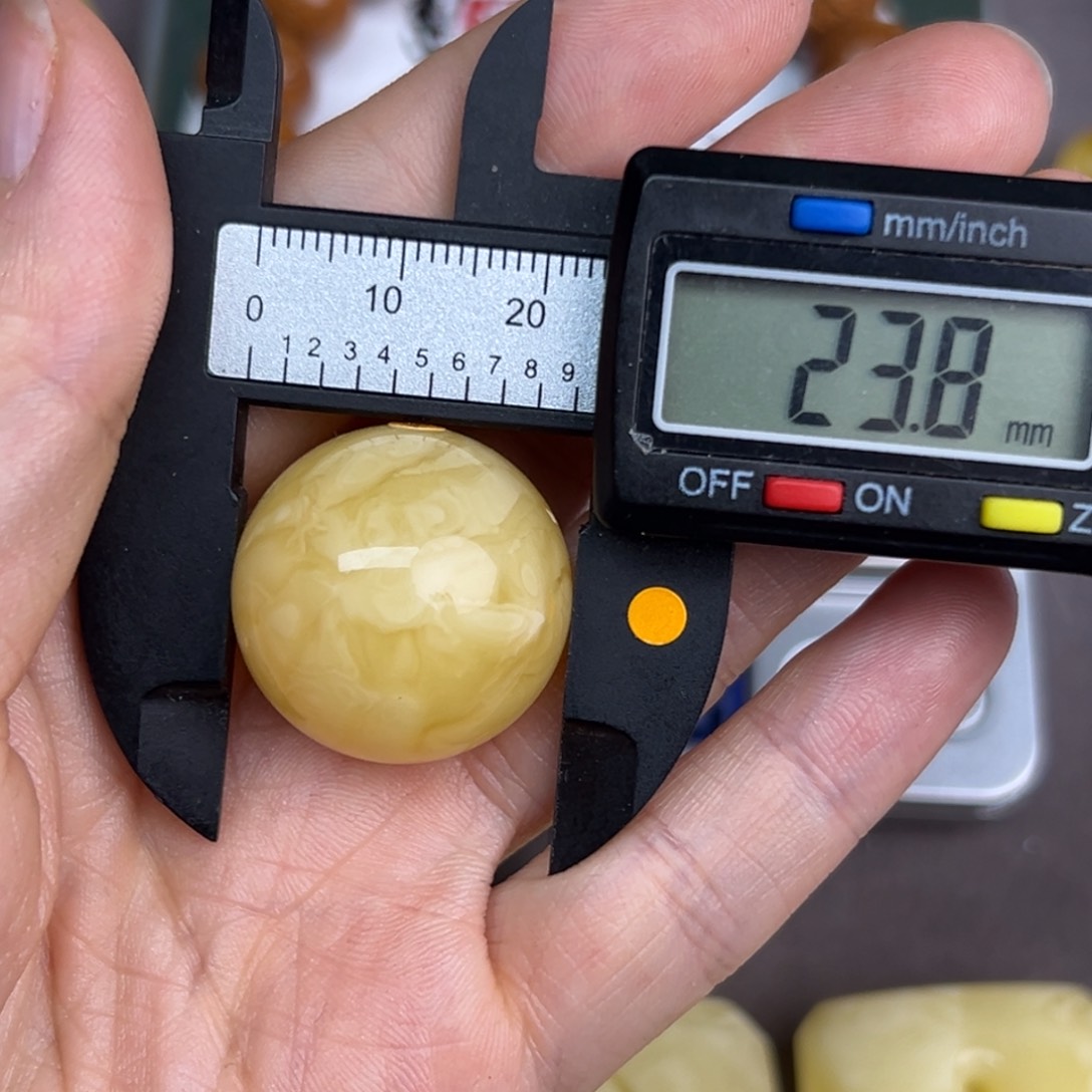 未镶嵌琥珀裸石蜜蜡134